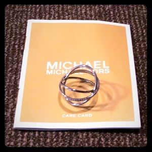 Michael Kors ring